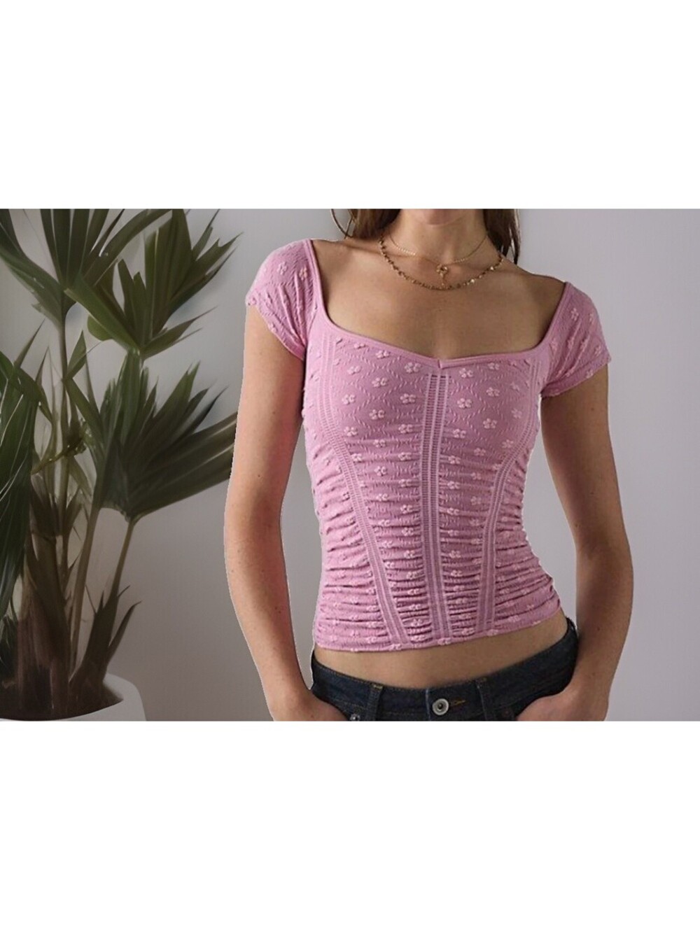 NEW Out From Under Rosalie Ruched Seamless Knit Short Sleeve Top. Small Pink